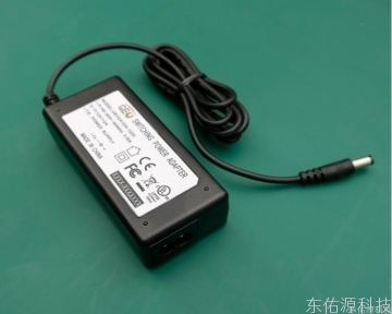 硬汉视频下载官网適配器和充電器的區別和關係